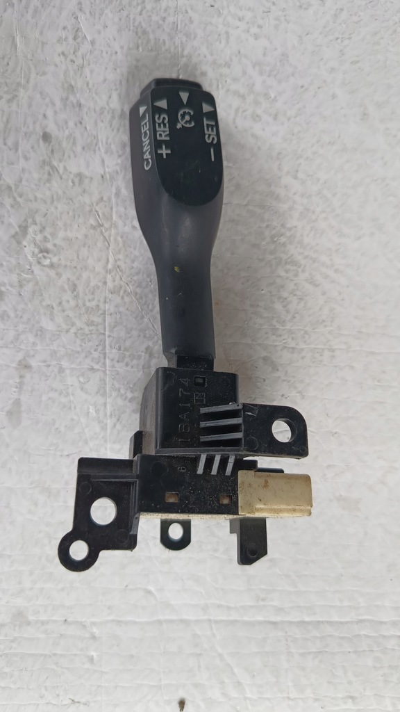 фото №1, Перемикач круїз-контроль toyota 18a174