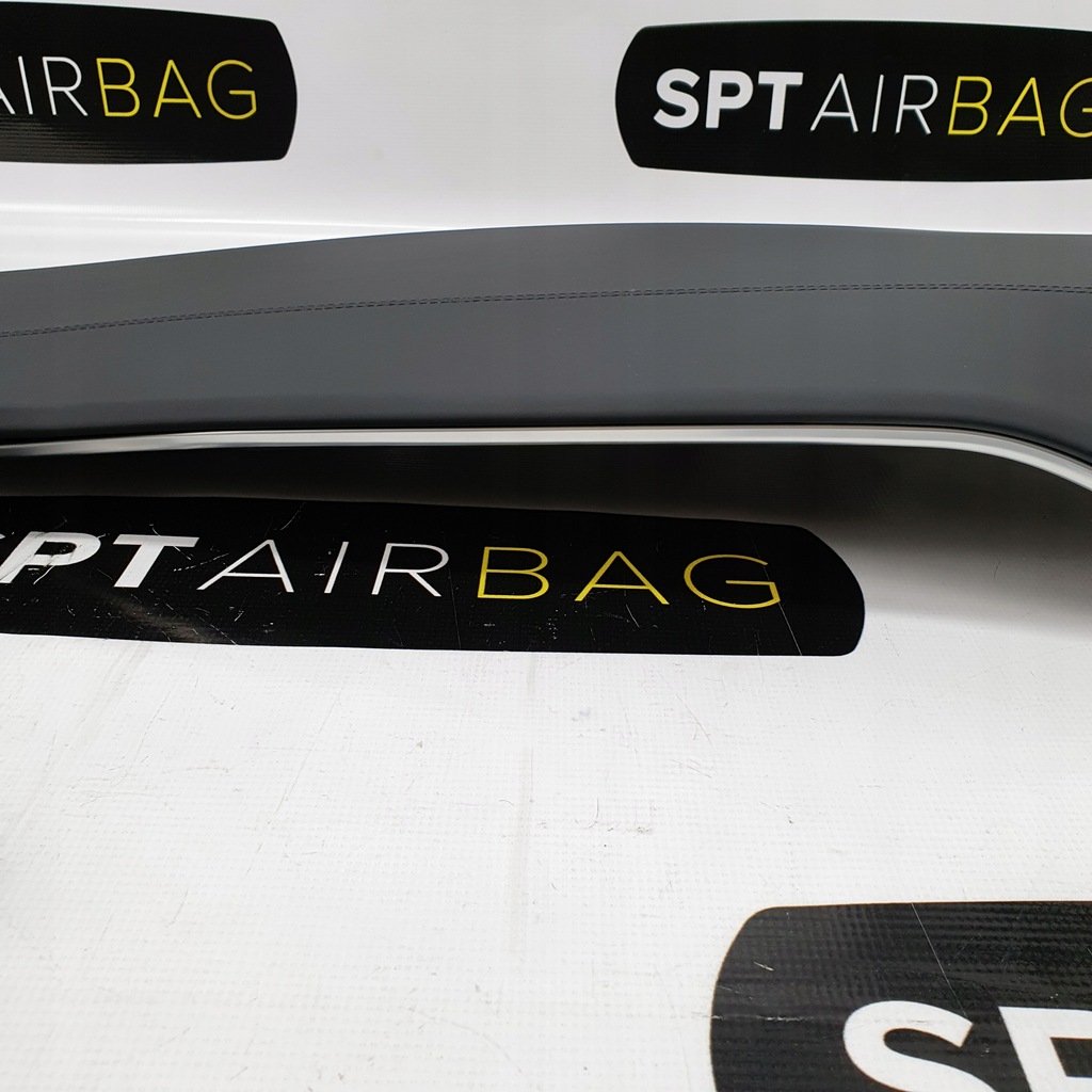 фото №8, Tesla панель приладів консоль подушки безпеки ремені подушка безпеки