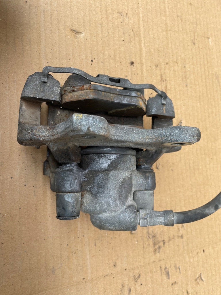 фото №6, Суппорт тормозной задняя левый правый bmw e32 4.0 v 8 m60 bdb состояние