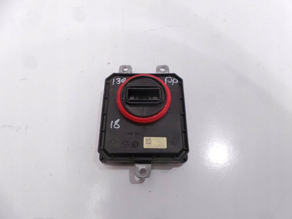 фото №1, Hyundai i30 iii 2018 преобразователь модуль led перед