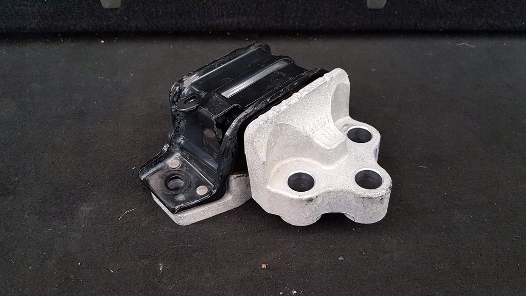 фото №1, Jeep compass ii 2 1.6crd 18- подушка кронштейн двигуна