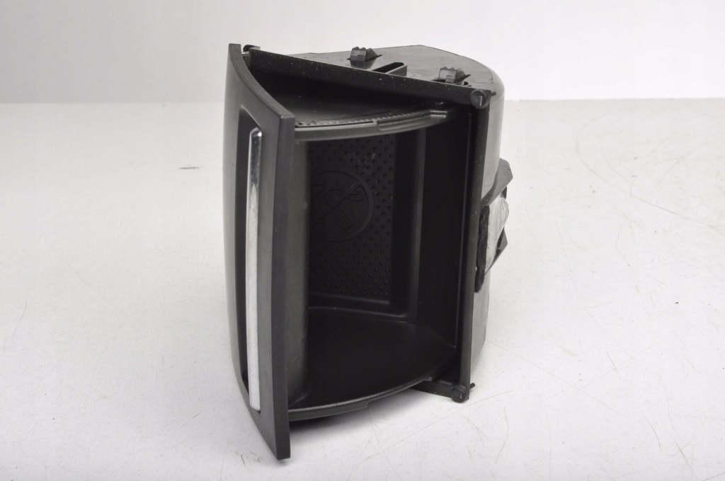 фото №5, Бардачок пепельница задняя задняя skoda superb ii 3t0857961