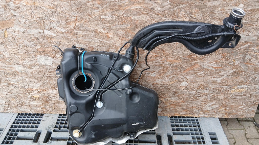 фото №8, Бак топлива seat altea xl 1.6 mpi 08r 1k0201138m