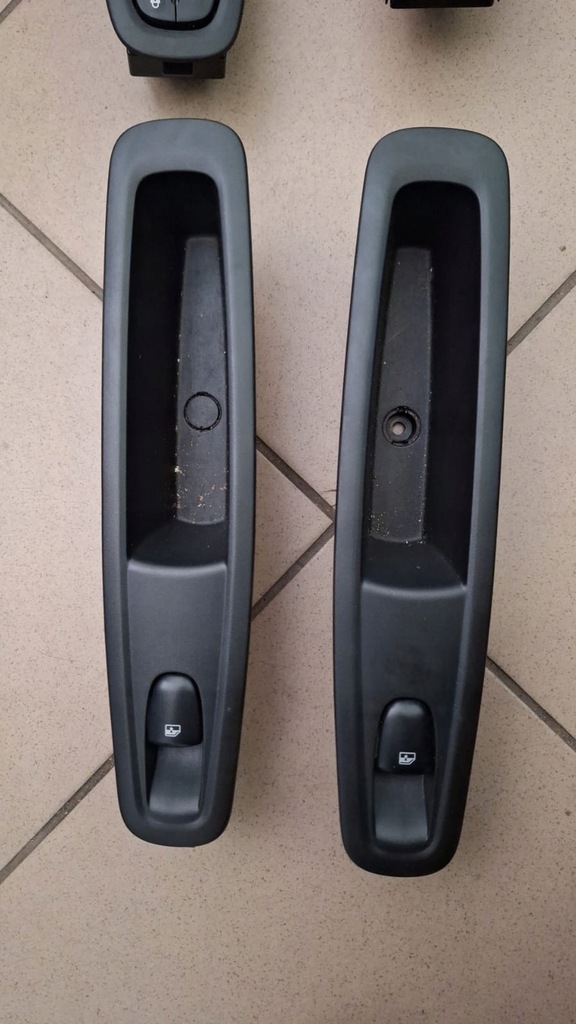 фото №1, Панель блок управления переключатель окон renault kadjar задняя 8295808687r