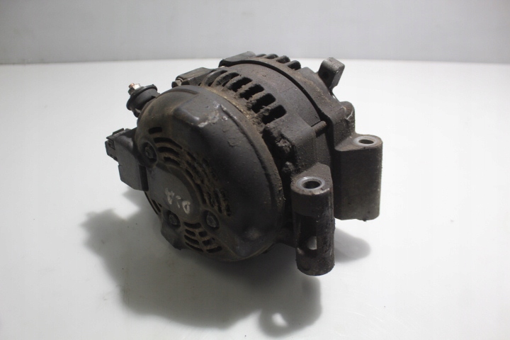 фото №3, Генератор toyota avensis ii t25 2.0d4d