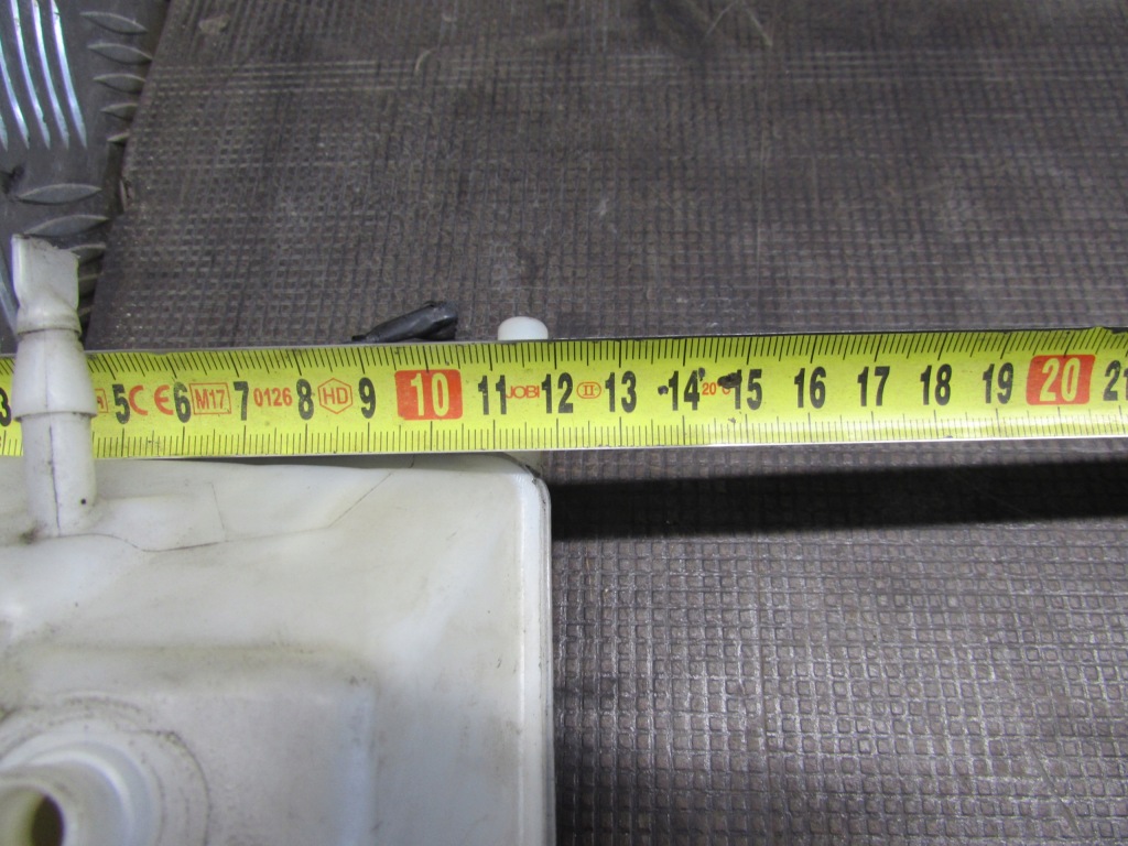 Купить Бачок жидкость тормозной peugeot 5008 i 09-13r