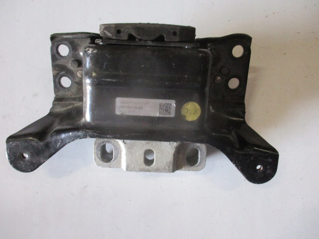 фото №1, Кронштейн подушка двигуна 5q0199555aq