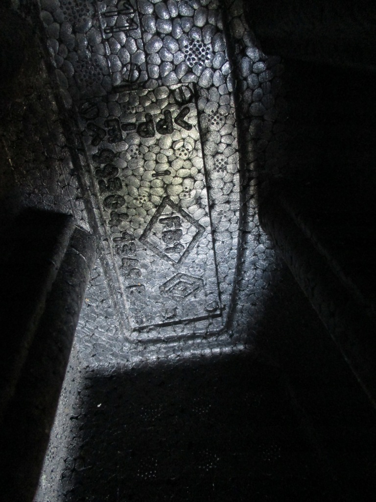 фото №5, Пенополистирол багажника megane iii 995041349