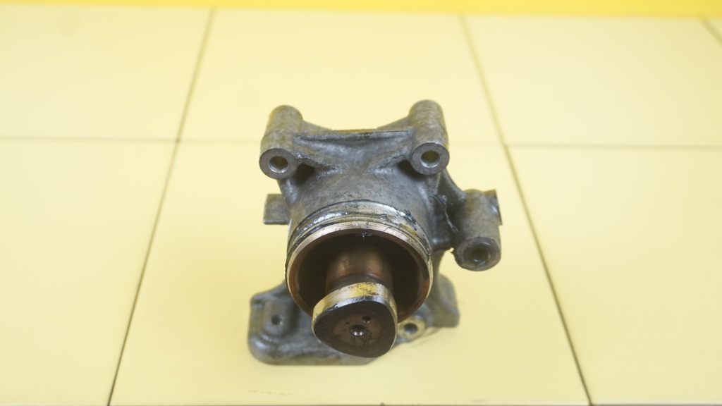 Mini r60 r55 r56 1.6 t thp 14r 184km привод кронштейн насоса топлива 23191310 Доставка