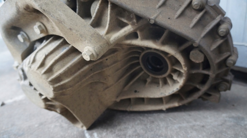 фото №6, Volvo v70 iii s80 ii коробка передач передач механічна коробка передач 2.5t 6