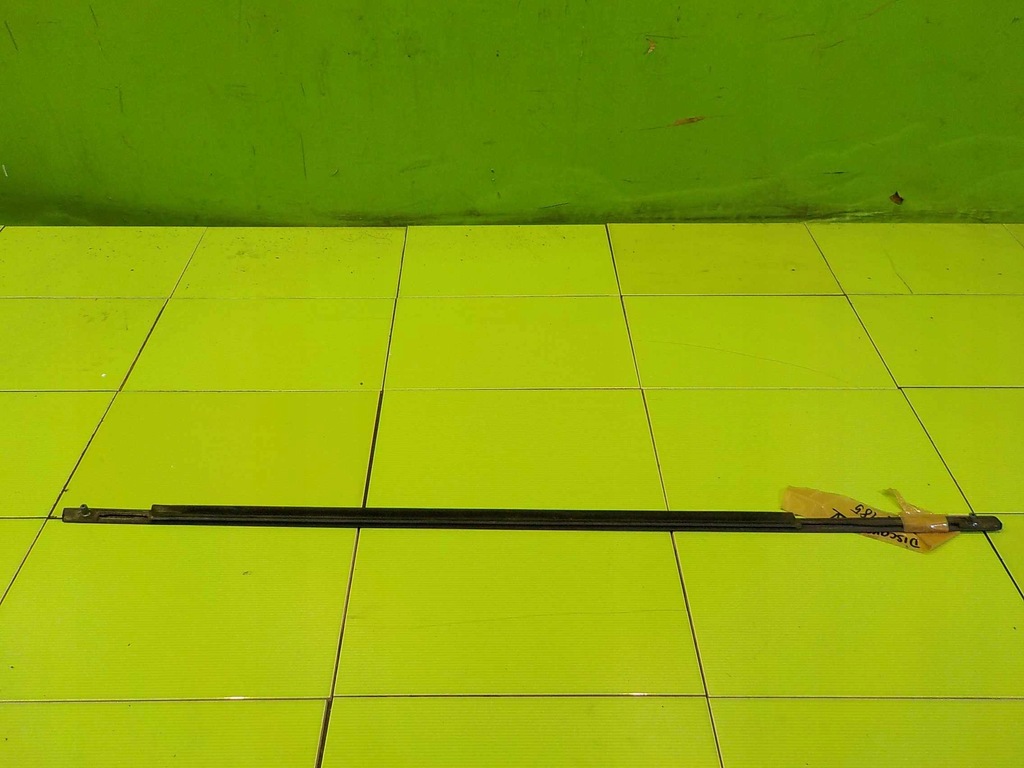 фото №4, Discovery iv 10r 5d молдинг уплотнитель левая перед