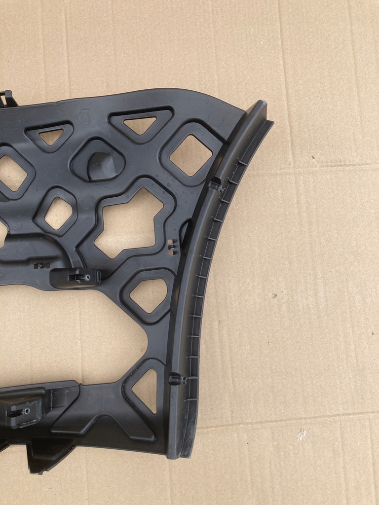 фото №6, Напрямна бампера правий перед vw caddy 2k5 orygi.