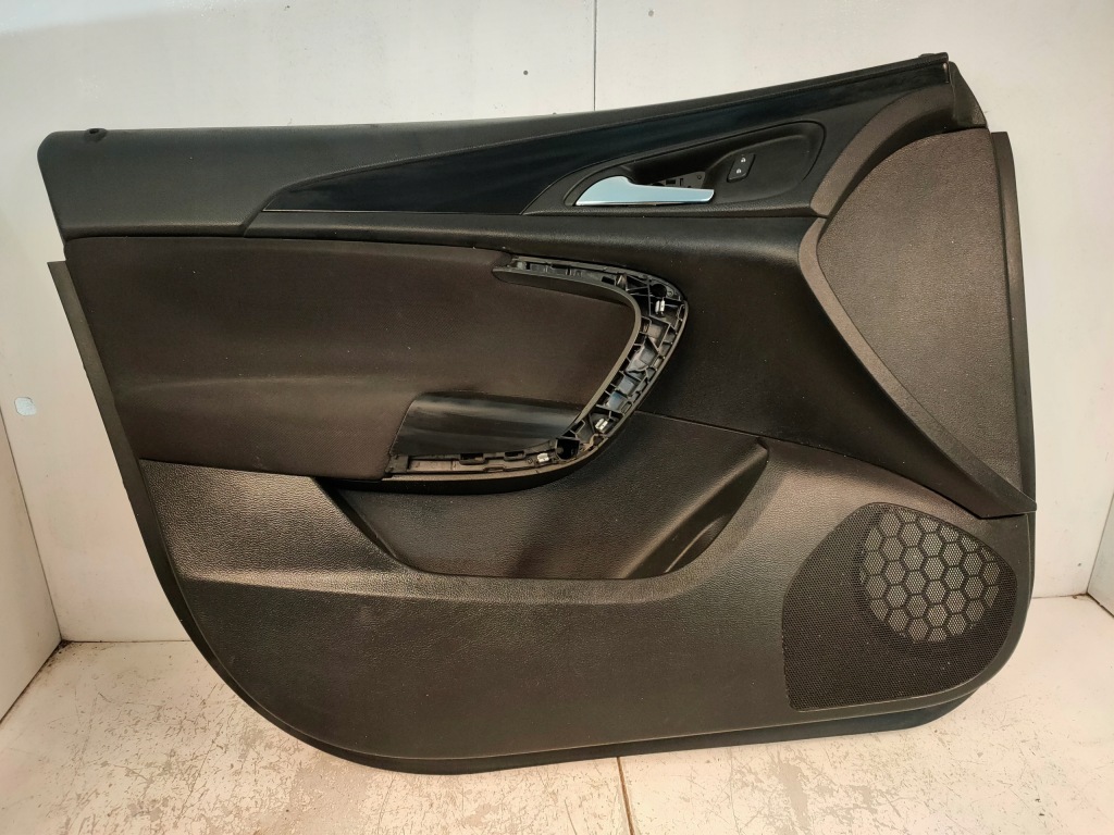 фото №2, Обшивка передний левый дверь opel insignia a