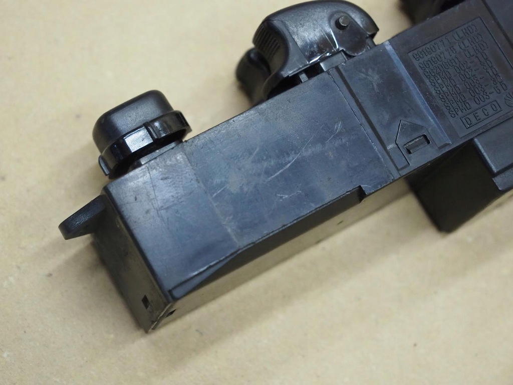 фото №13, Перемикач вікон лівий перед daewoo nubira 96190771