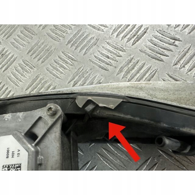 Lancia delta iii led drl правий kompletny справний 46120748 Київ