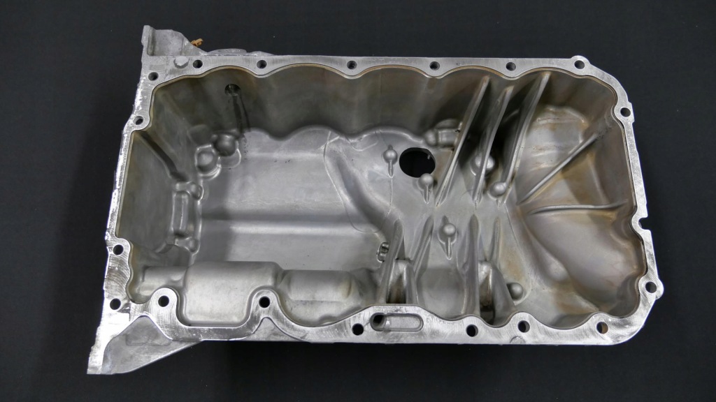 Bmw f39 f45 f48 mini піддон масляна b47 8590016 Зі Шроту