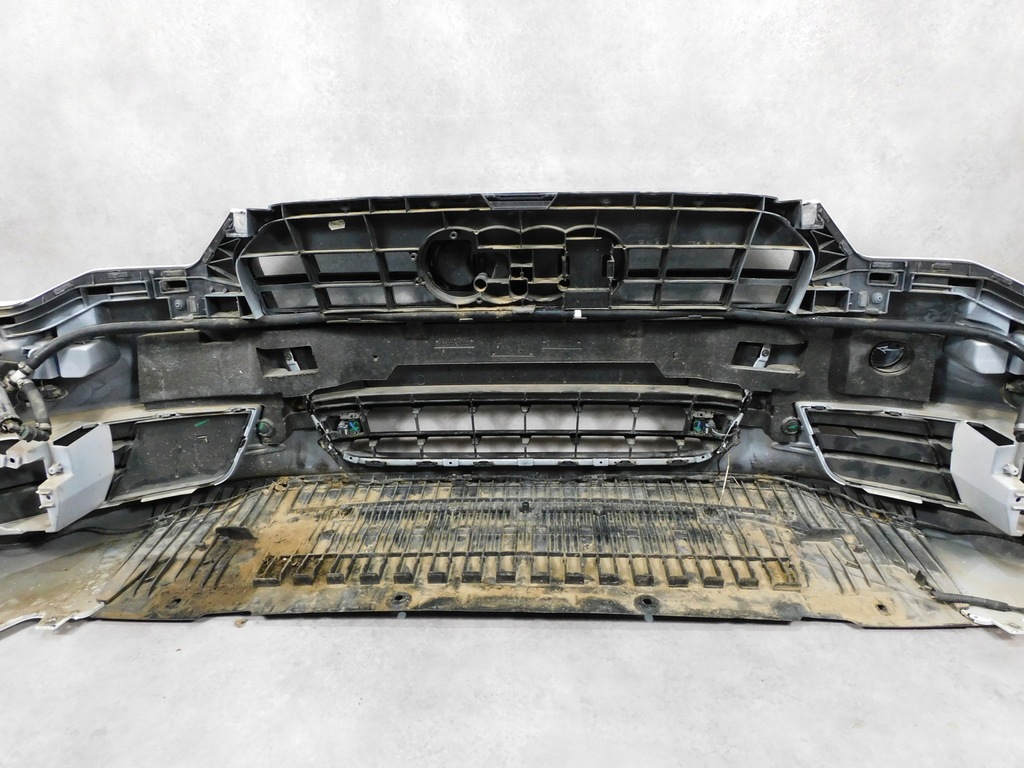 фото №14, Audi a6 c7 4g бампер перед передний kompletny
