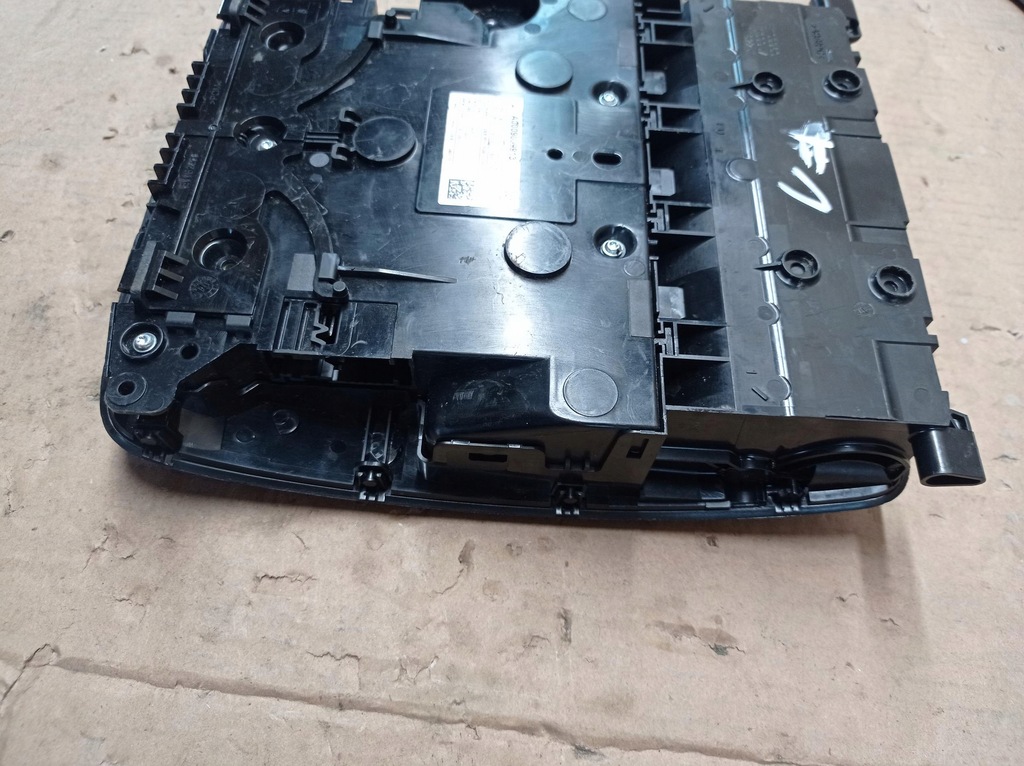 фото №9, Лампа потолочный кабины mercedes x a470