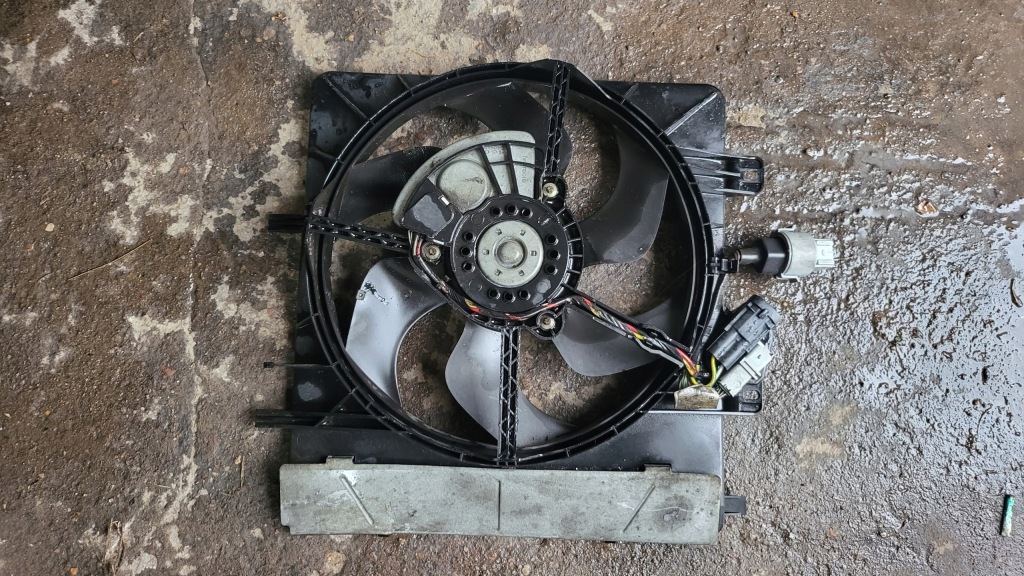 Купити Citroen оригінальний номер 9652396280 вентилятор радіатора