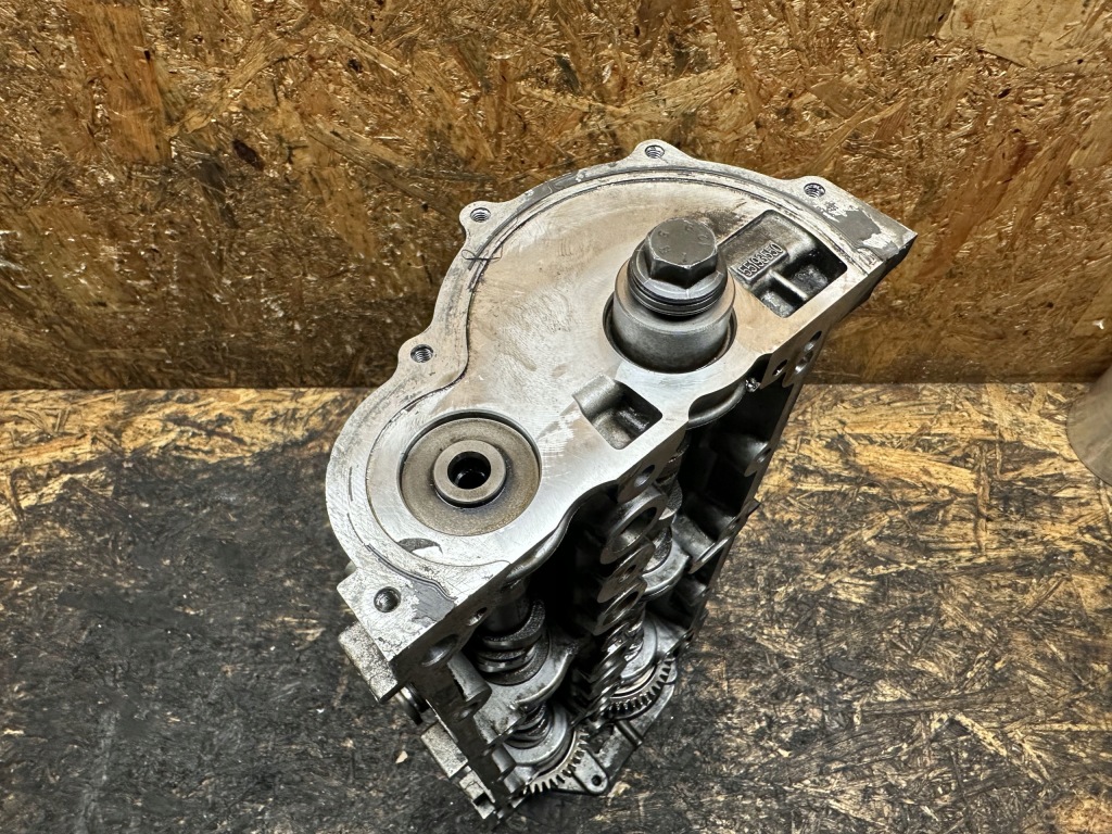 Купить Крышка валы распределительного вала 1.3 cdti astra doblo 55193550