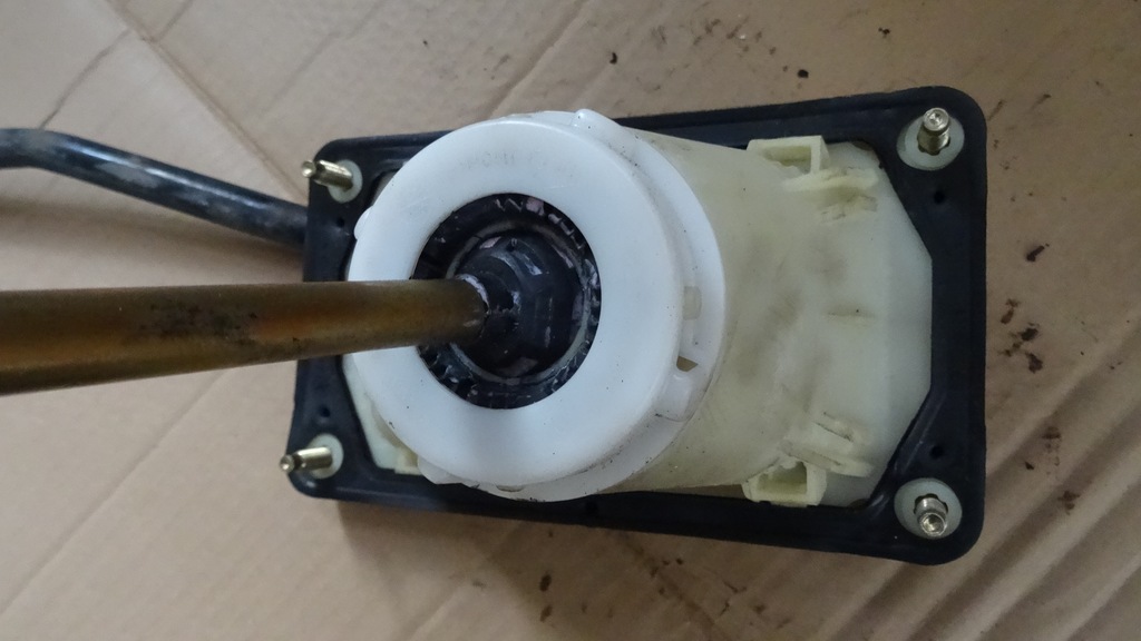 фото №6, Dacia logan i 1 1.6 выборщик домкрат передач