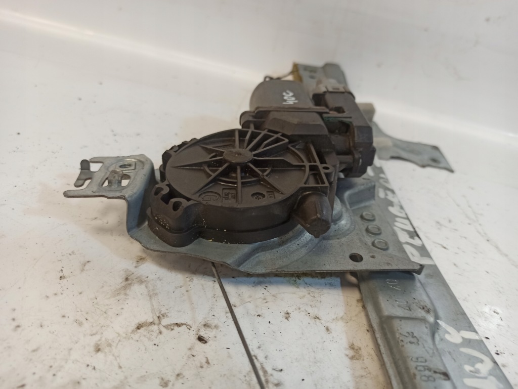 фото №15, Peugeot 307 механизм стекло правый перед 10400915j 401786