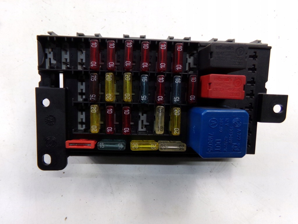 фото №1, Fiat albea 178 01-05 коробка предохранителей 1.2b 16v