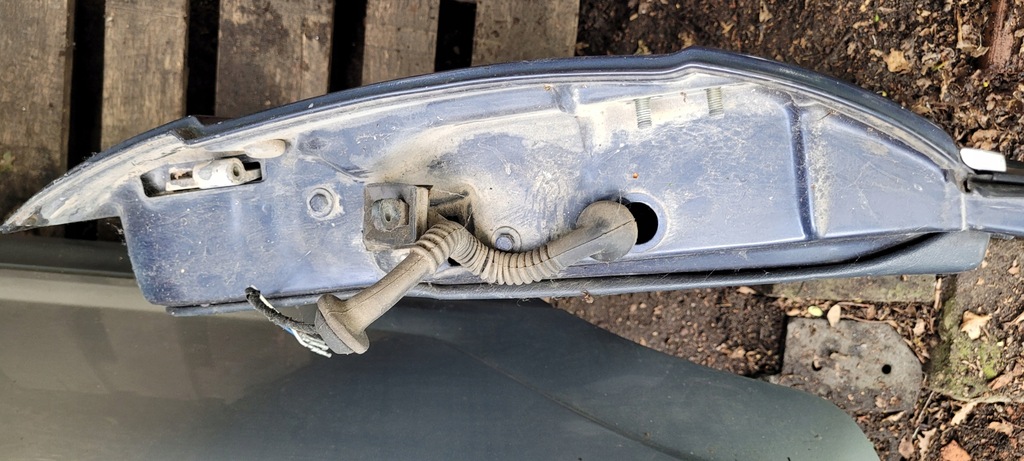 фото №5, Дверь правое задние bmw e30 sedan wgięte