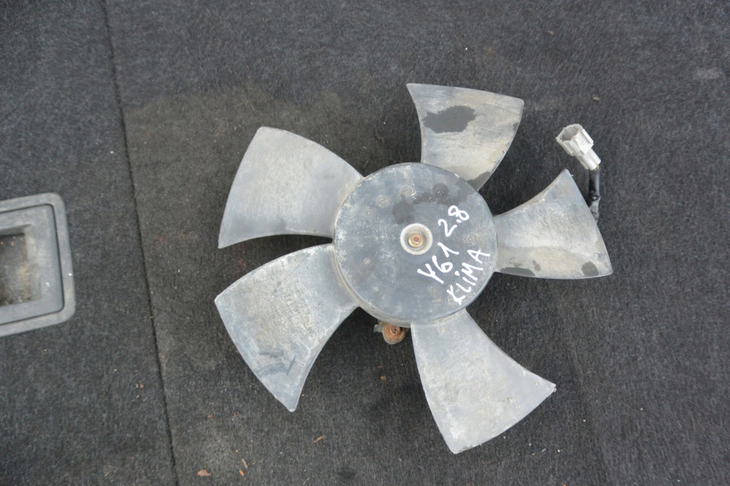 Вентилятор радіатора кондиціонера nissan patrol y61 Недорого