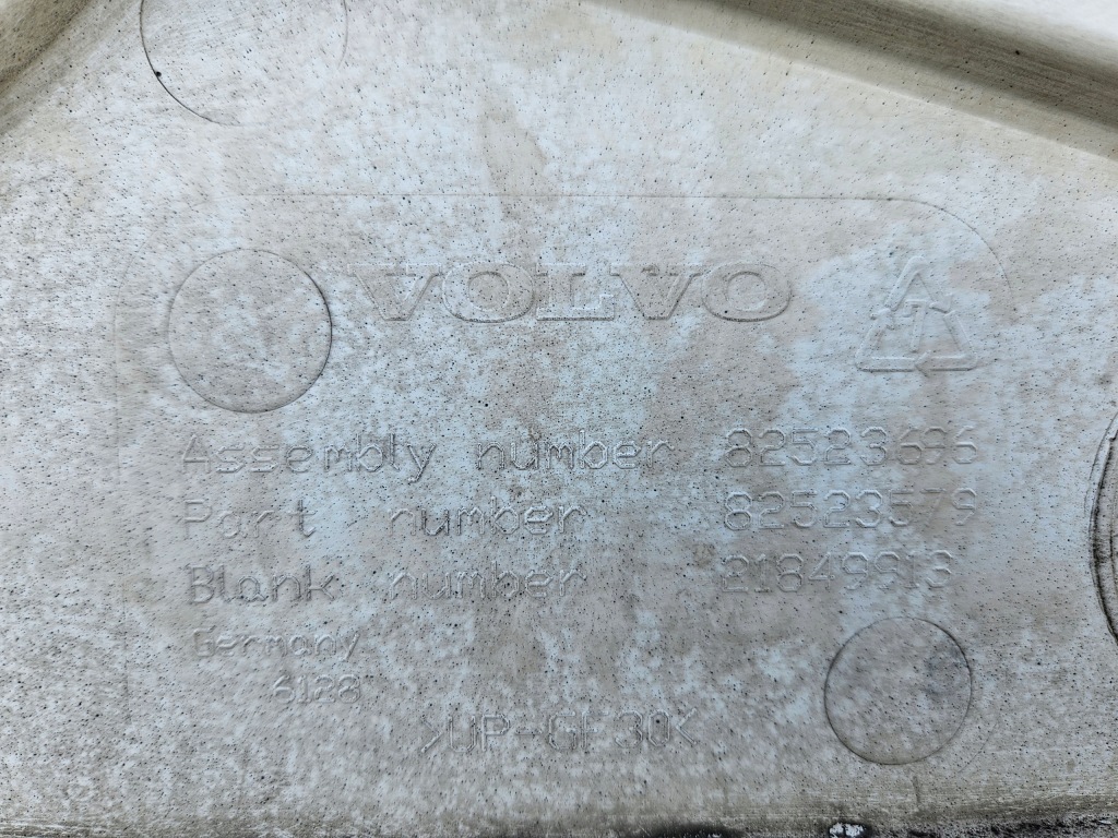 фото №5, Volvo fl lift решітка радіатора передня капот кришка 82523696, 82523579