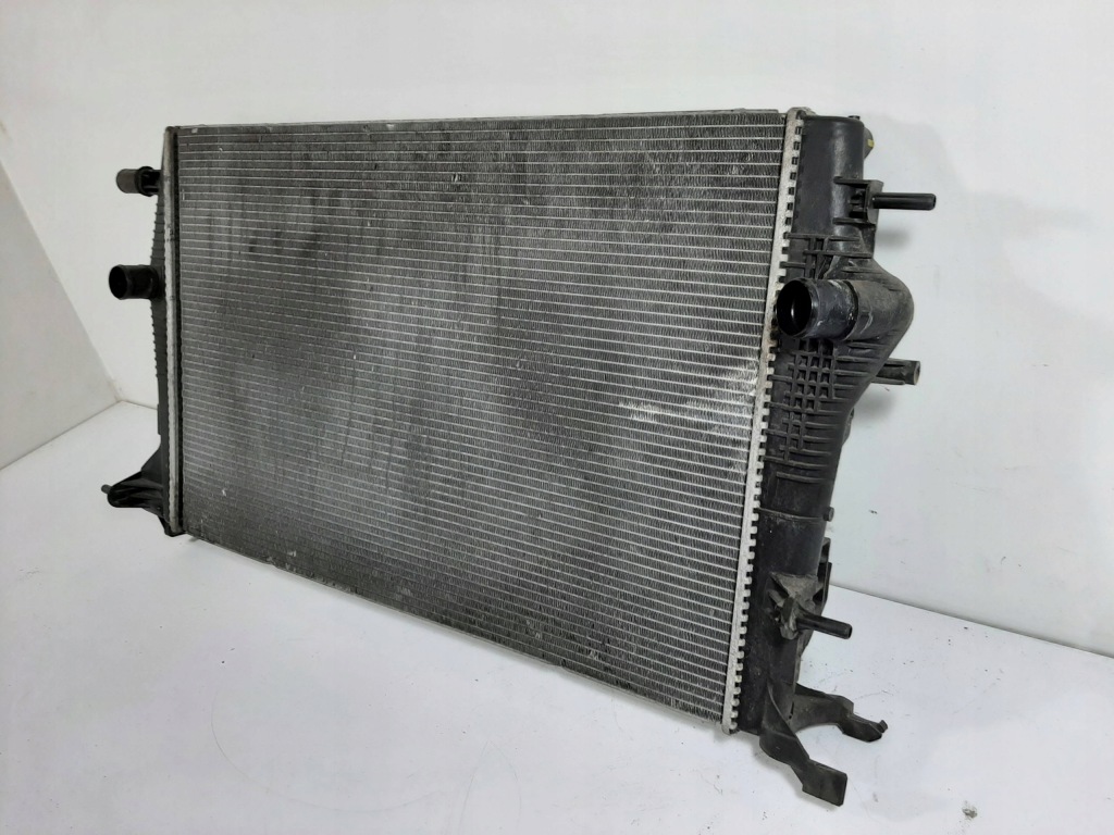 Renault scenic 3 рестайлинг  xmod 1.6dci 13r радиатор воды 214101448r Доставка