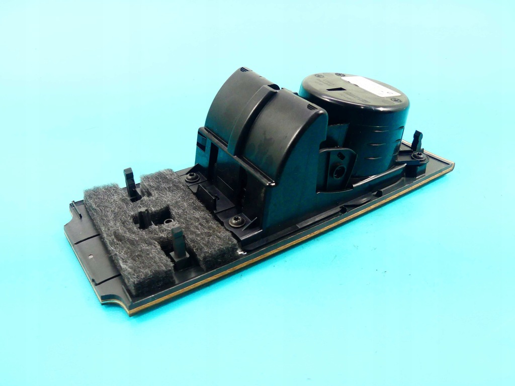 фото №8, Кронштейн na чашка dekor porsche panamera i 970 eu