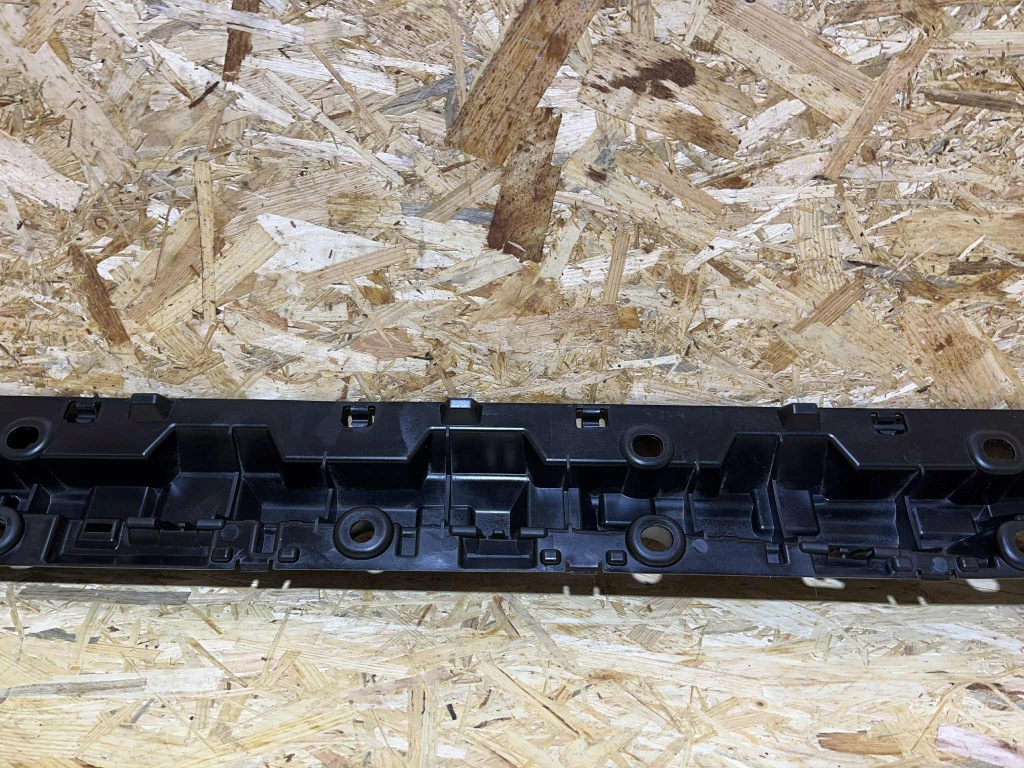 фото №11, Направляющая кронштейн накладки порога bmw x6 g06 23r 7425465 оригинал