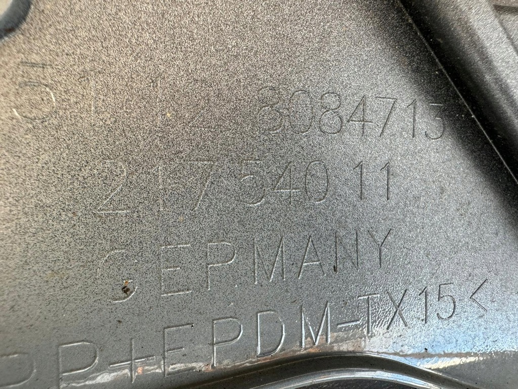 фото №13, Бампер задний задняя bmw 5 g61 g60 m набор диффузор 8084715 / 8084716