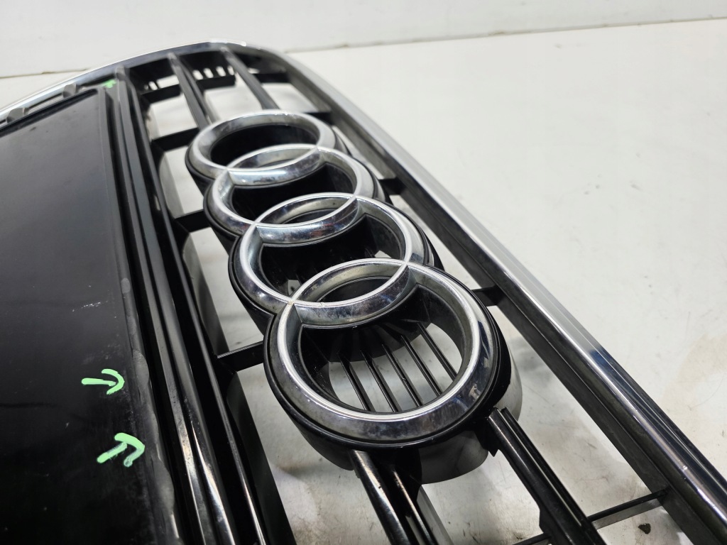 Решітка радіатора решітка  радіатора audi a5 8t рестайлінг  чорний 8t0853651g Недорого