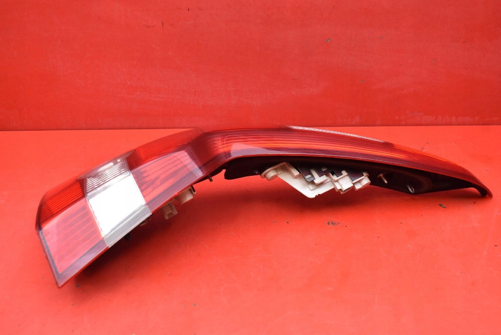 фото №6, Лампа правая задняя задняя 30698921 volvo v50 1 i 03-11