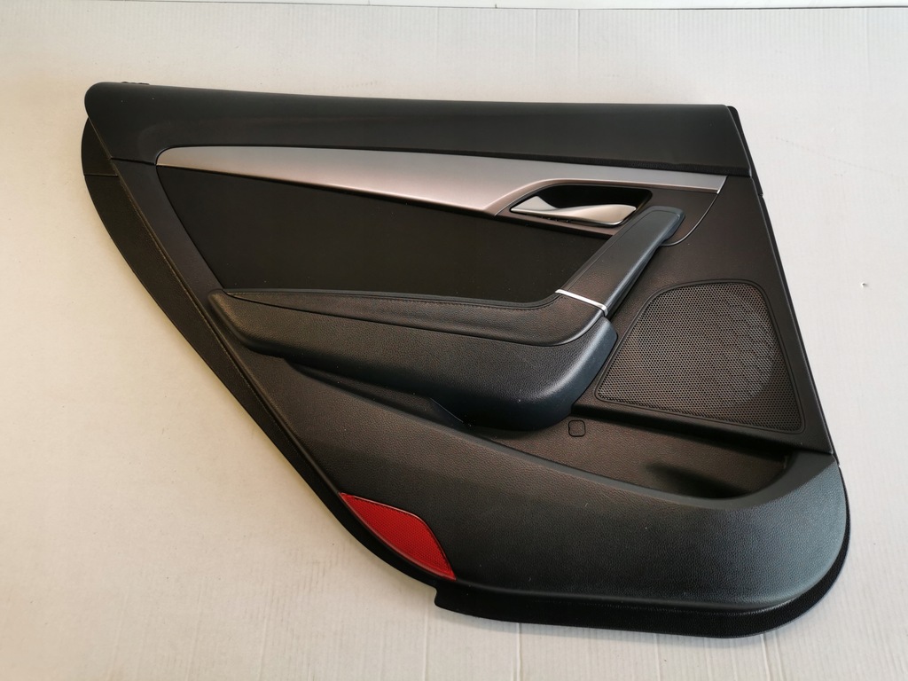 фото №1, Hyundai i40 обшивка оббивка двері лівий задня