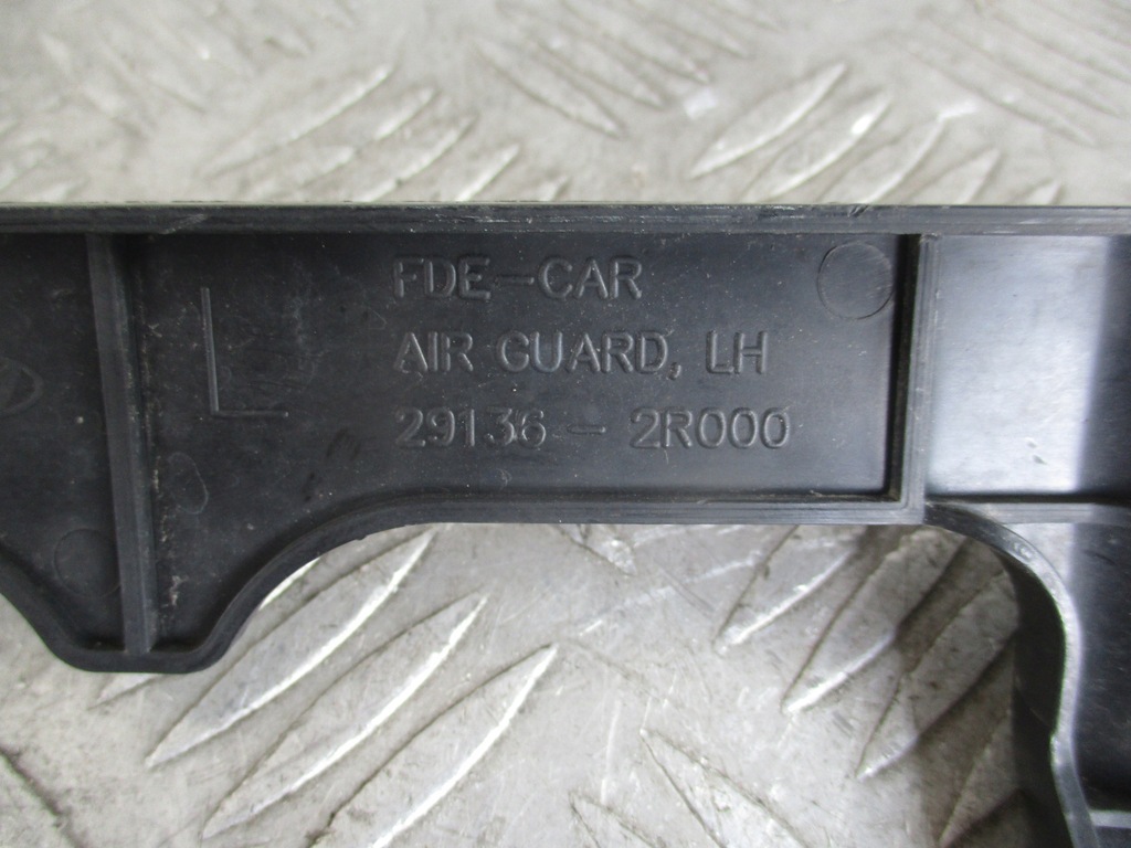 фото №6, Воздуховод воздуха левый перед hyundai i30 07-12 2x lift