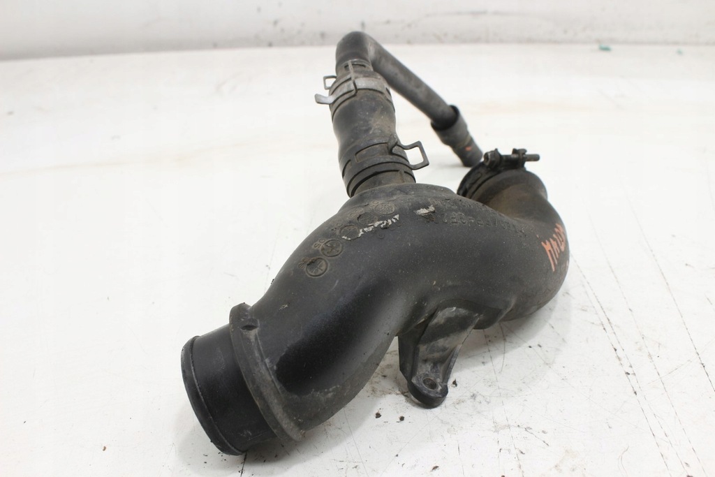 фото №3, Mazda mpv 2.0 citd труба воздухозаборник воздуха rf5g13230