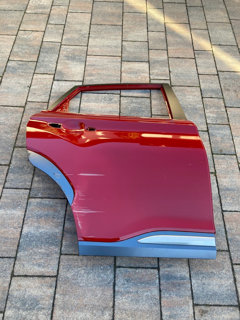 фото №1, Hyundai kona дверь правое задняя задние