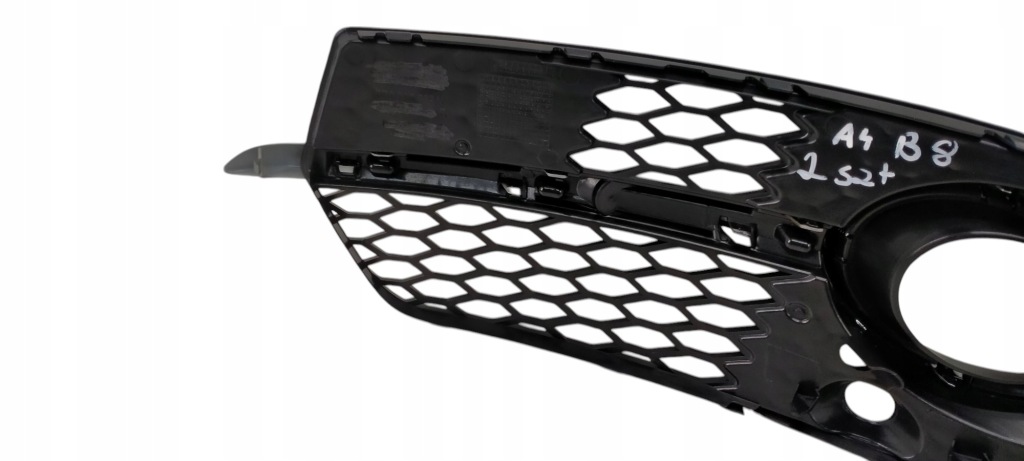 Audi q5 рестайлинг  s-line 12-16 решётка бампера правый  передняя перед 8r0807682n Доставка