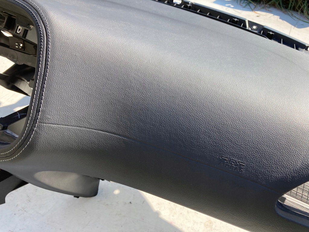 фото №10, Dodge challenger панель приладів консоль панель приладів подушки безпеки повітряні подушка безпеки ремені шкіра