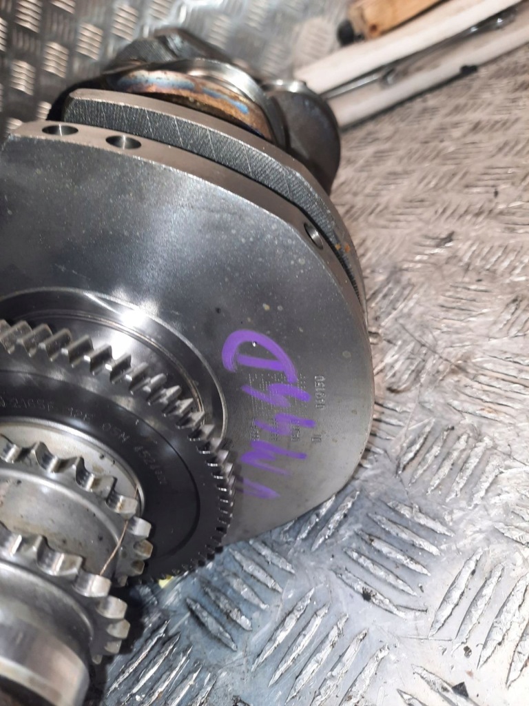 Jeep grand cherokee wk2 рестайлинг  wał коленчатый 3.6 vm44d Киев