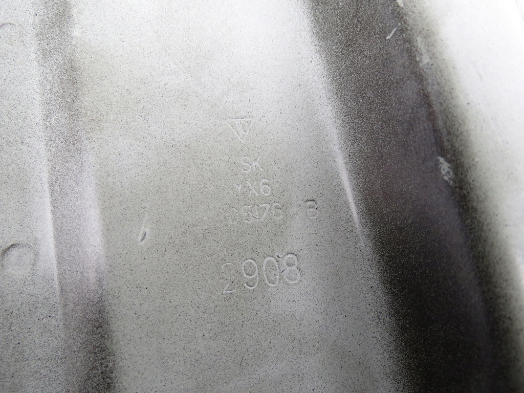 фото №12, Кронштейн кронштейн кронштейн крила правий перед передній porsche cayenne 7l