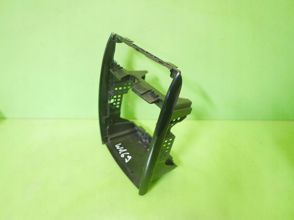 фото №4, Рамка панели радио mercedes w169 a170 04-08