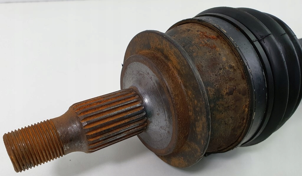 Приводной вал правый перед mercedes a169070134a Доставка