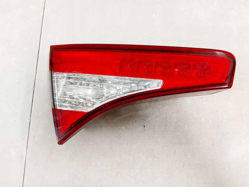 фото №1, Kia optima iii 3 лампа левый задняя led w крышка 92403-2t1