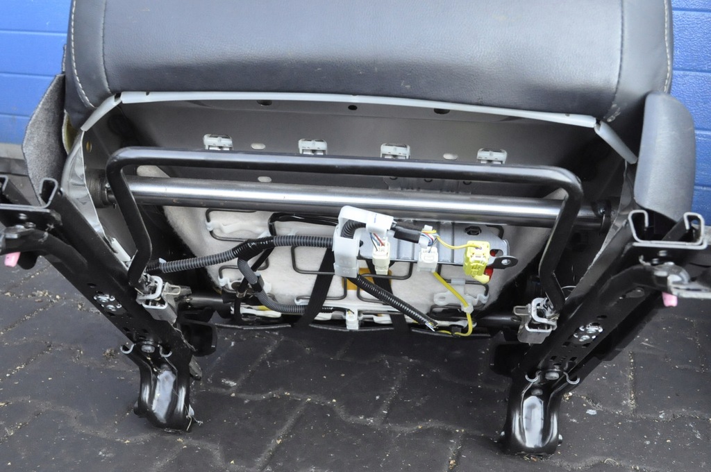 фото №7, Toyota rav4 iv сиденья заднее сиденье кожа электрика