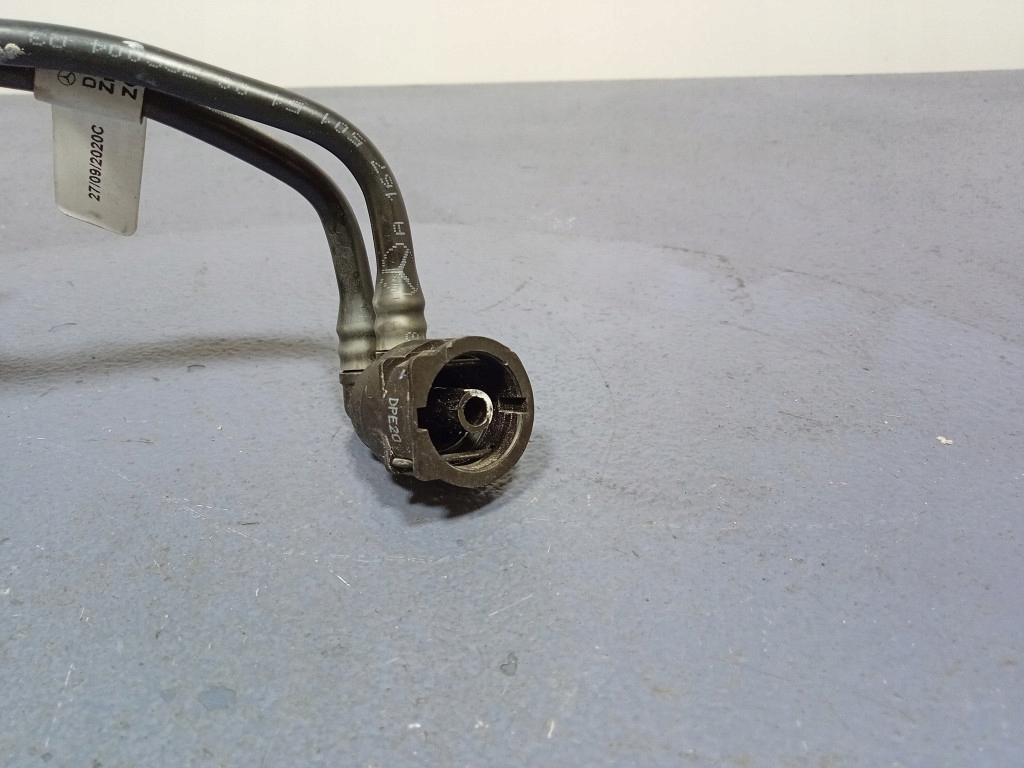 фото №7, Mercedes gls x167 400d 2.9 шланг водяной жидкость охлаждающий a1675015100