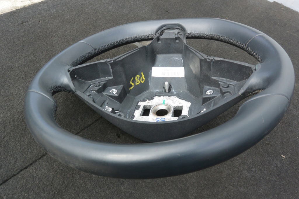 Tesla model s повітропровід шкіряний ładna 12- Недорого